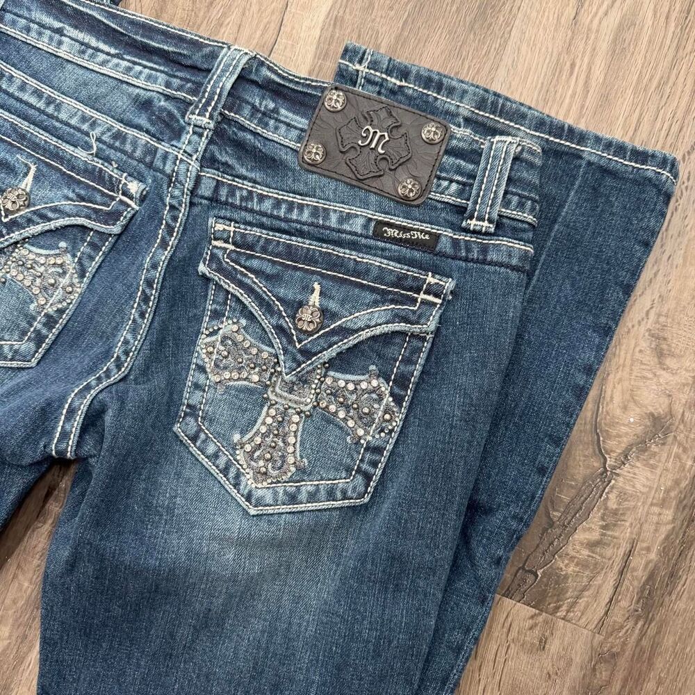 Y2K Miss Me Cross Embroidered Rhinestone Bootcut Jeans NWT - Picture 6 of 6